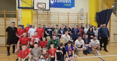 HALOWA LIGA PIŁKI NOŻNEJ